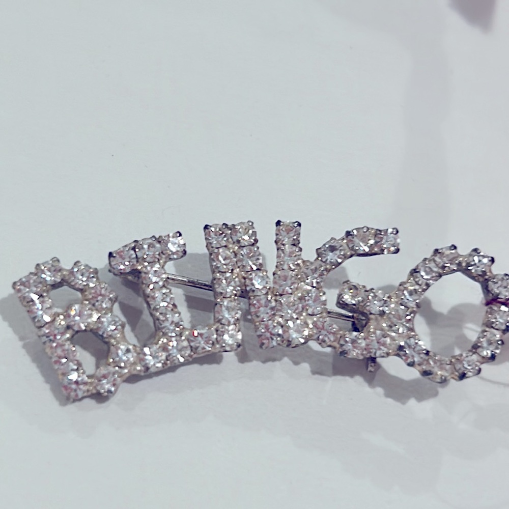 Sparkling BINGO Clear Rhinestone Pin -New
9/26